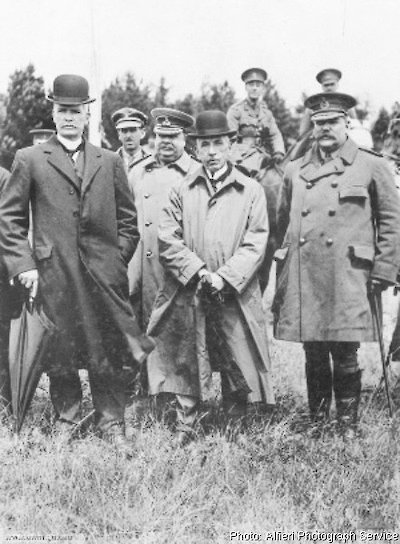 Mr. W. M. Hughes, Andrew Fisher and Brigadier General Sellheim visit Australian troops in England, 1916.